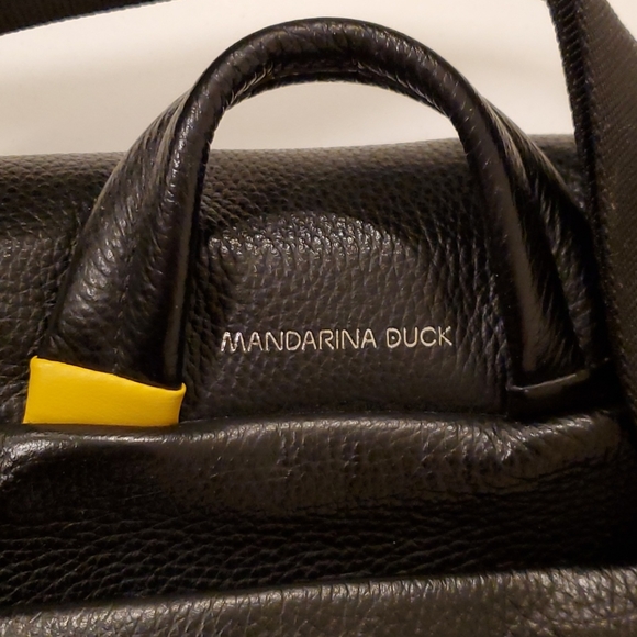 Mandarina Duck 🇮🇹 designer leather briefcase - Picture 5 of 7